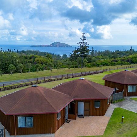 Ocean Breeze Cottages Бернт Пайн Екстериор снимка