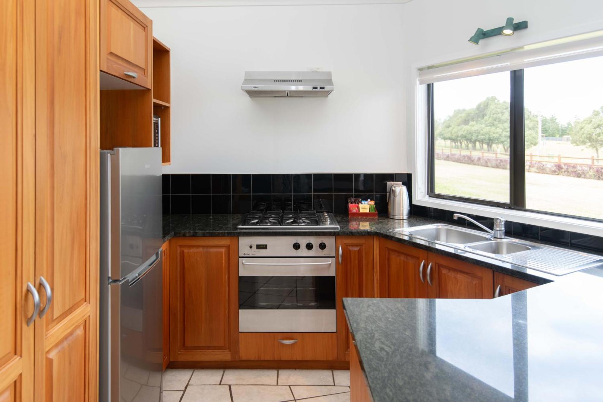 Ocean Breeze Cottages Бернт Пайн Екстериор снимка