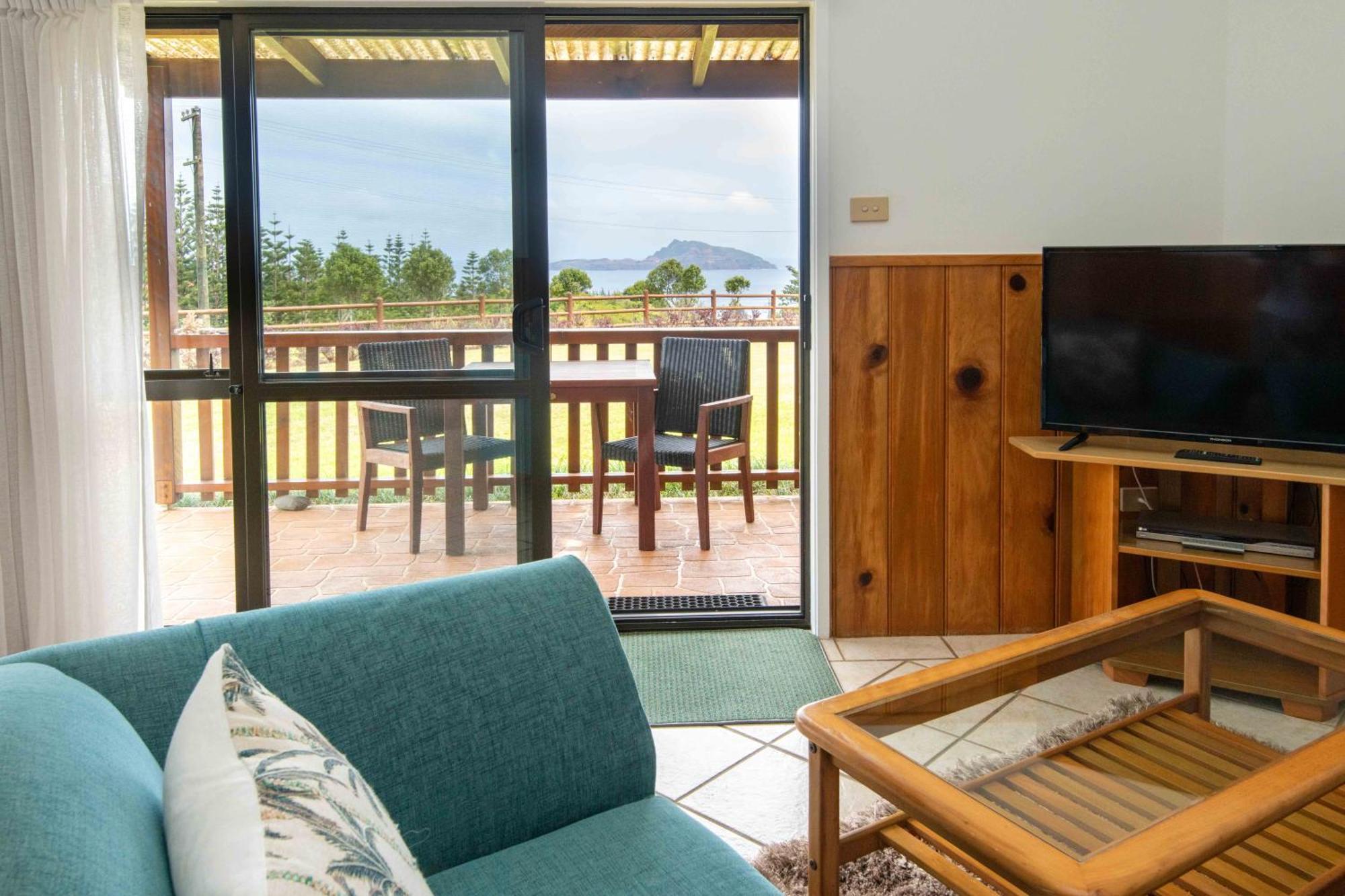Ocean Breeze Cottages Бернт Пайн Екстериор снимка