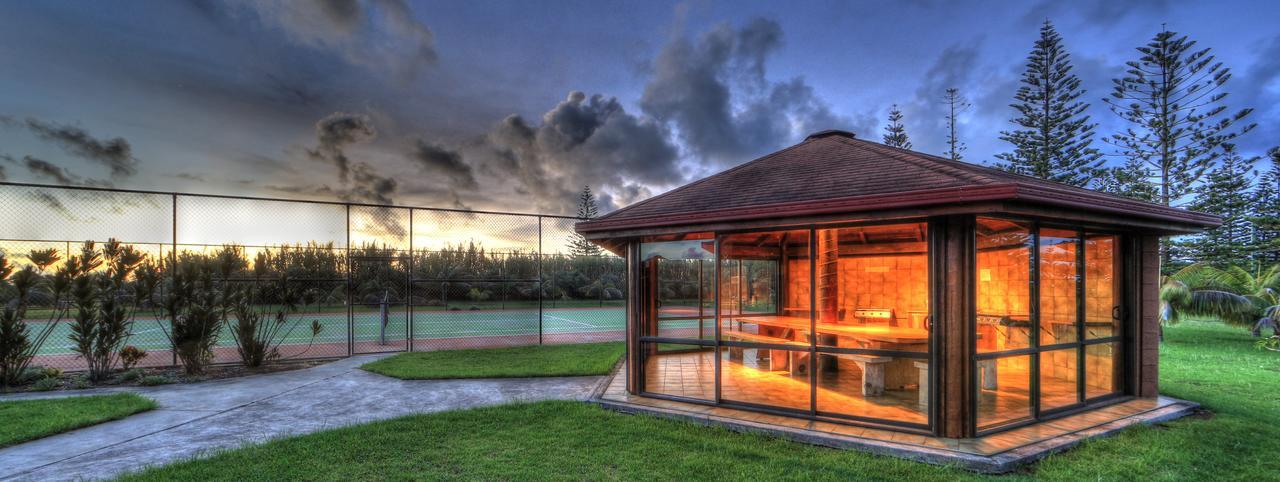 Ocean Breeze Cottages Бернт Пайн Екстериор снимка